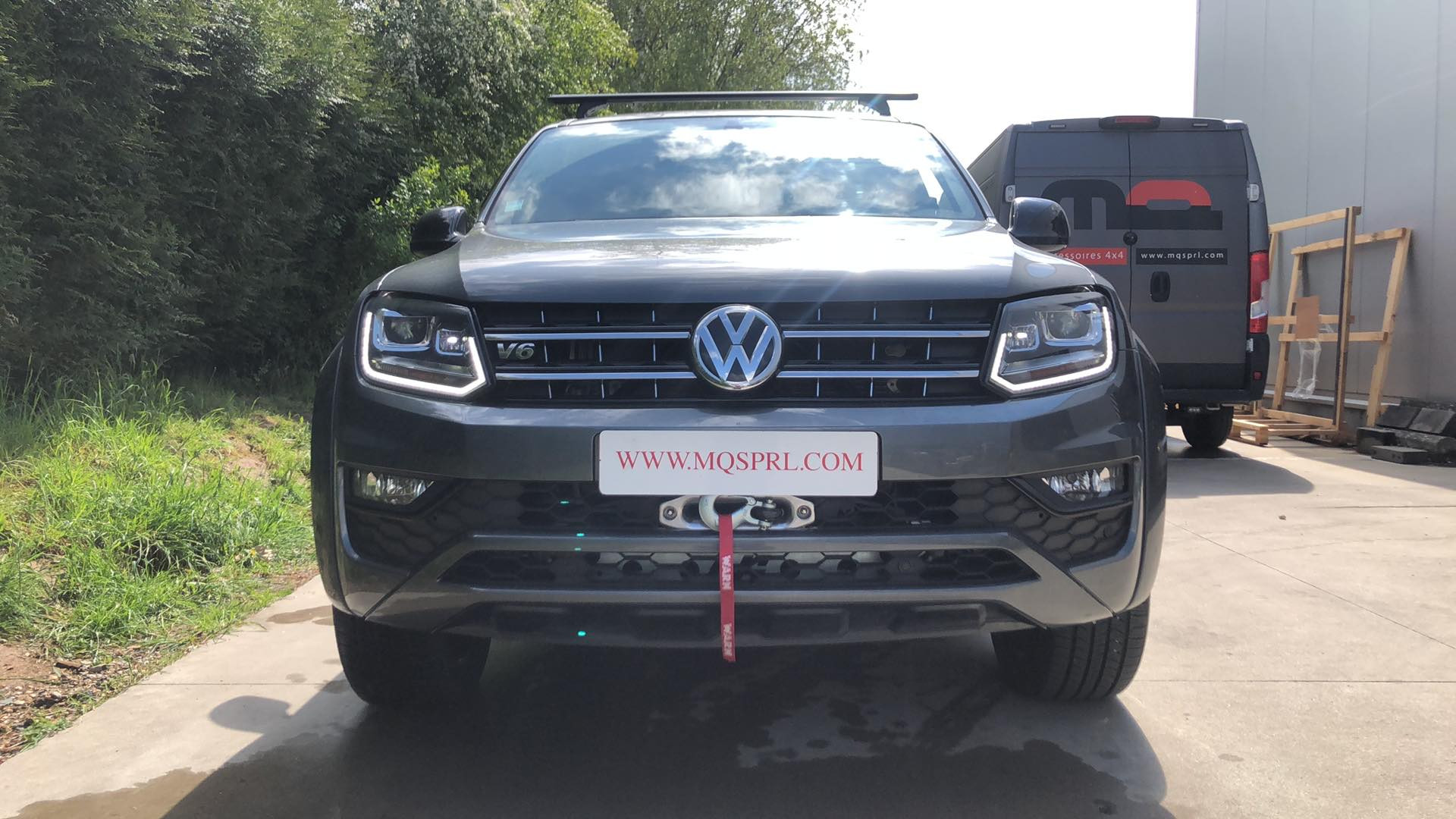 VW Amarok Noir + treuil 4