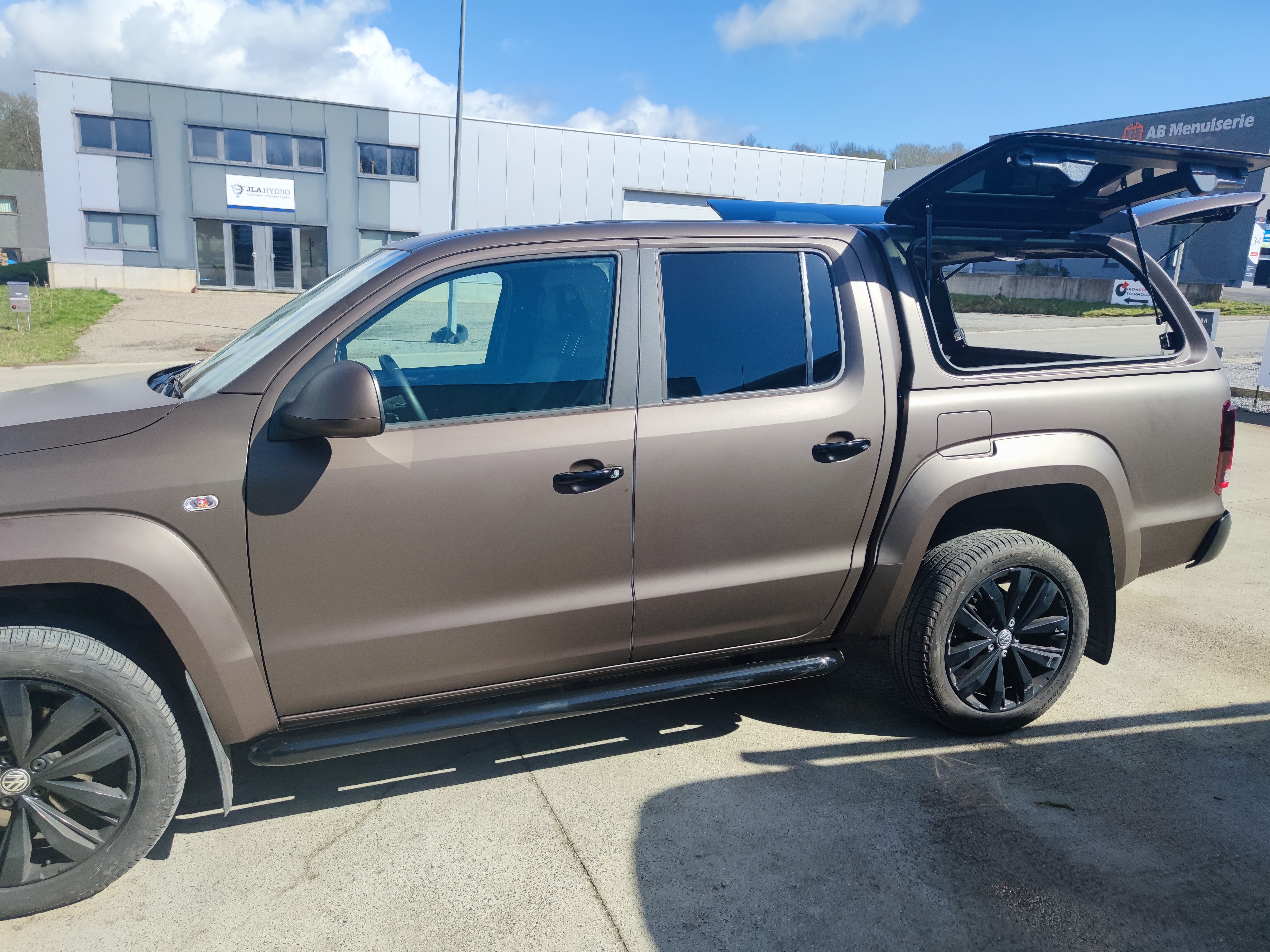 VW Amarok 11