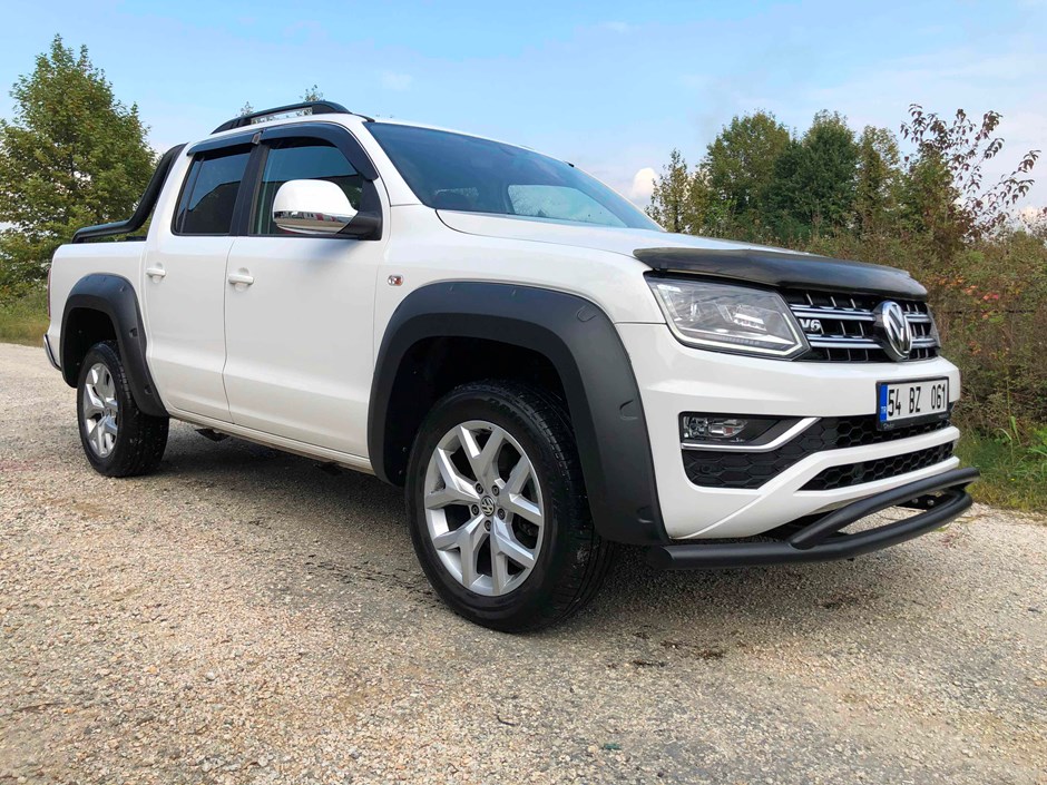 AMAROK.jpg