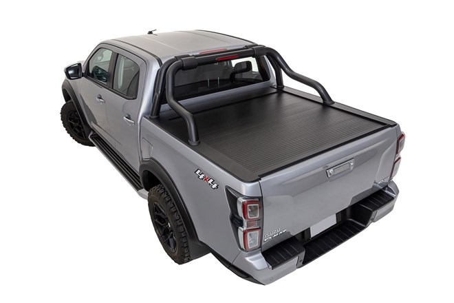Isuzu D-MAX Black Electric Shutter With Original Bow
