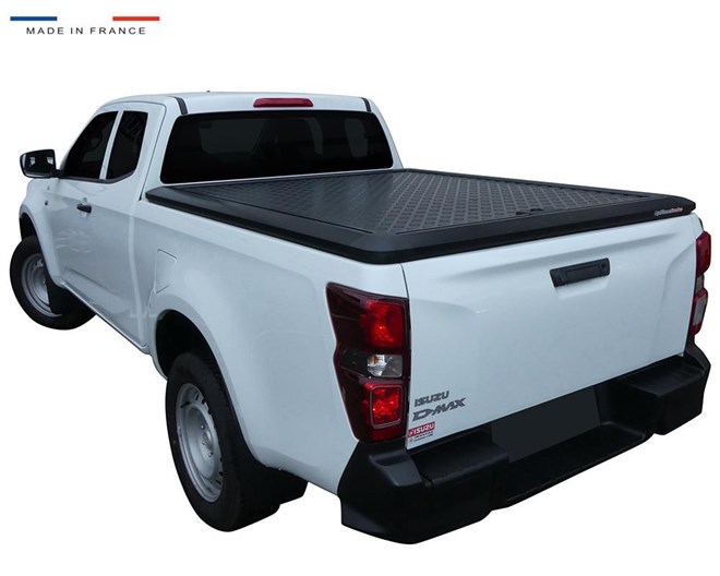 Black tonneau cover Isuzu D-Max DC 2020