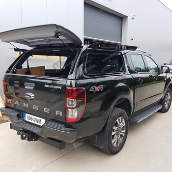 RH4 windowed gullwing Hard top Ford Ranger DC