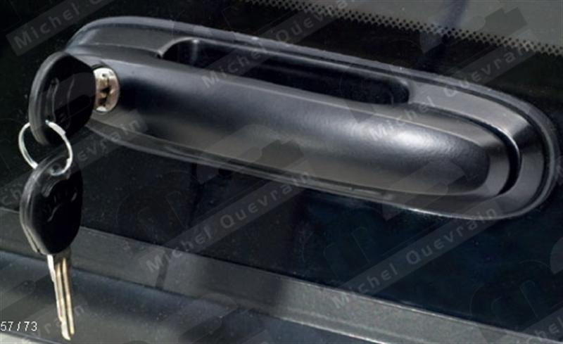 AERO-CANOPY-DOOR-LOCK_p4557.jpg