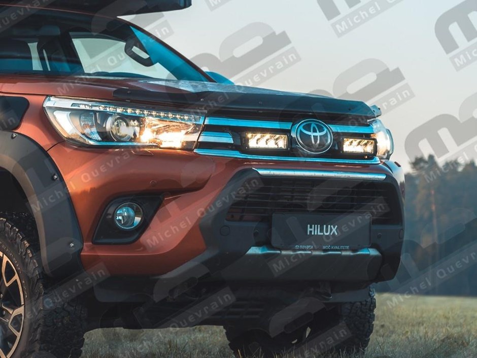toyota_hilux_1_crop_web.jpg