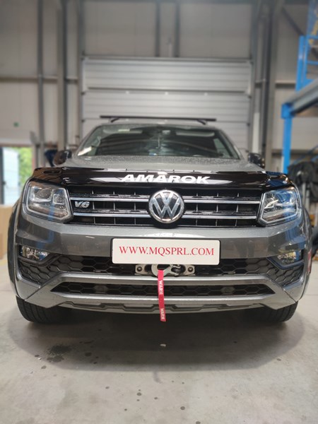 Quelques accessoires Noir pour ce VW Amarok
