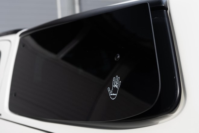 Hard Top Rh5 gelakt glas en dubbele zijopening Isuzu Dmax 2020 (met afstandsbediening)