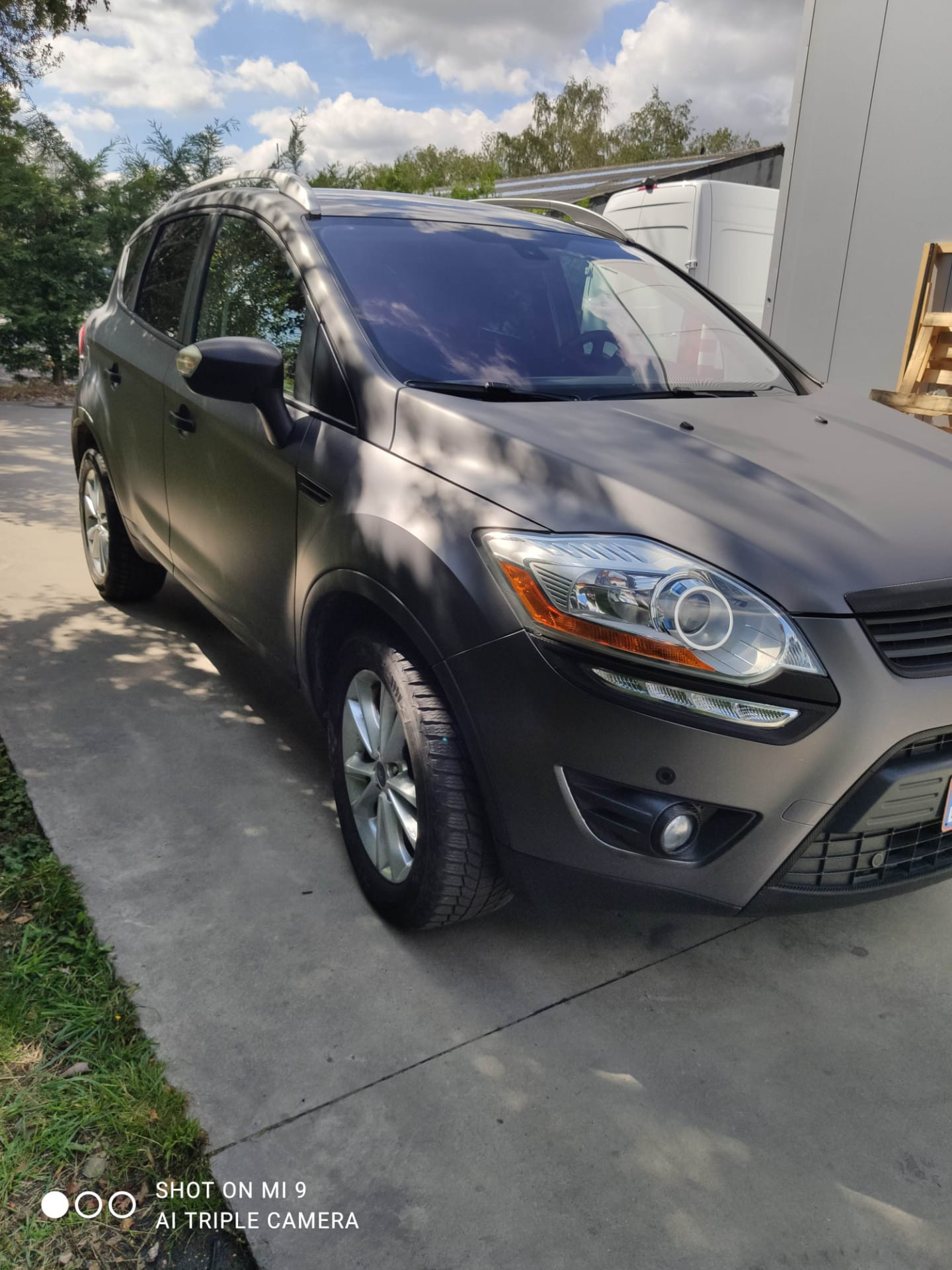 Ford Kuga - Gris Mat - 2