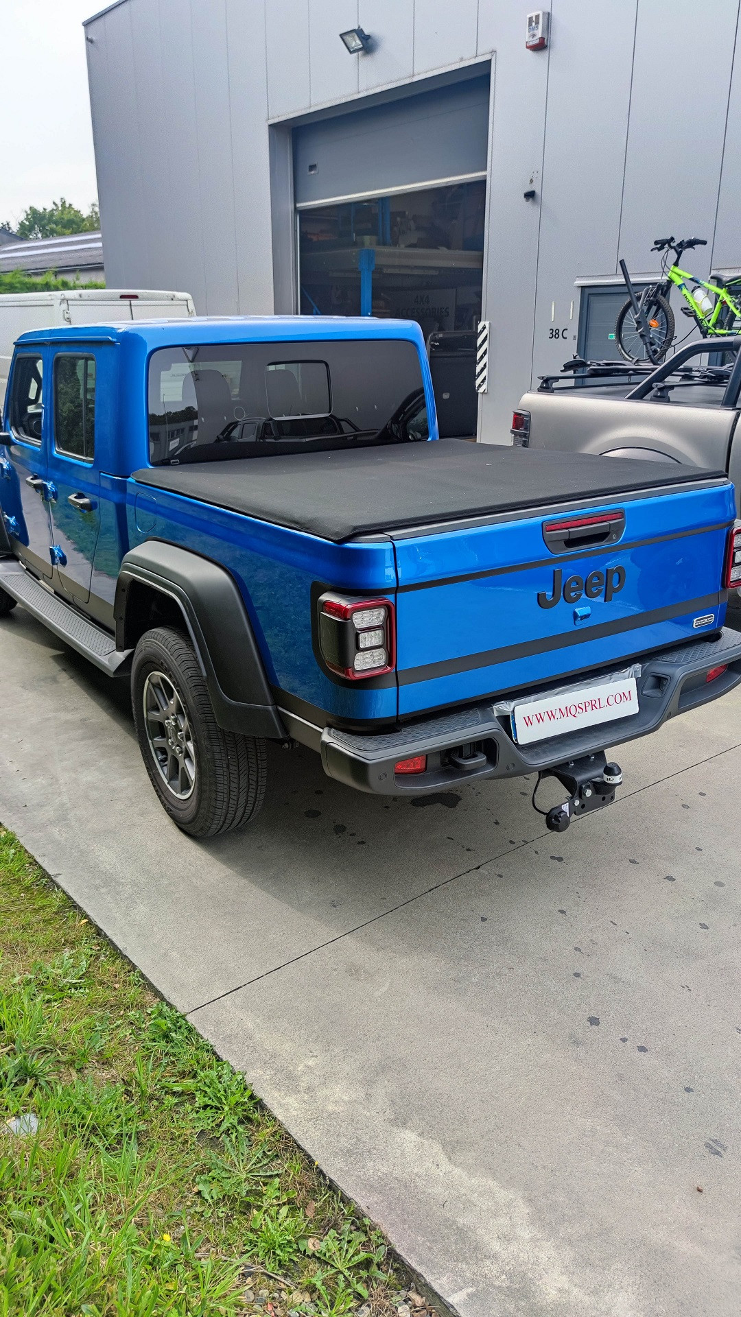 Jeep Gladiator - Bleu 8