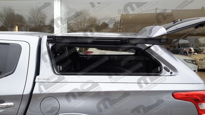 Hard Top Rh4 peint 3 ouvrants Mitsu L200 DC 2019