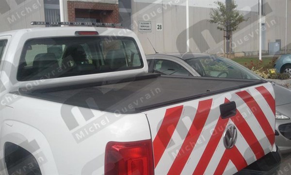 Namur with a Roll-N-Lock on a VW Amarok