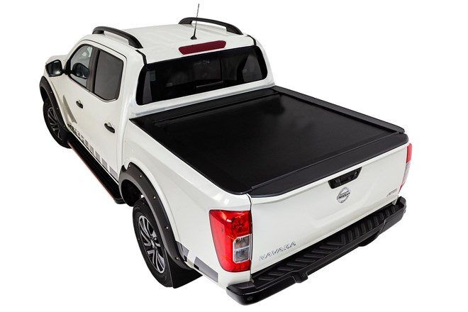 Black Electric Shutter Nissan NP300 Without Rollbar