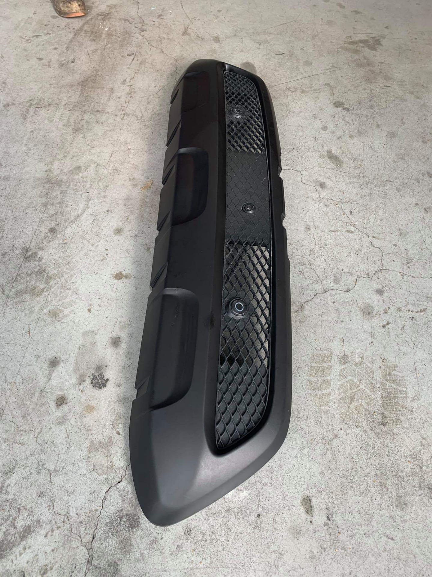 Mercedes Classe X - Noir mat - PC av bas 2