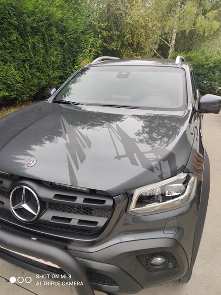 Mercedes Classe X avec quelques petites personalisations